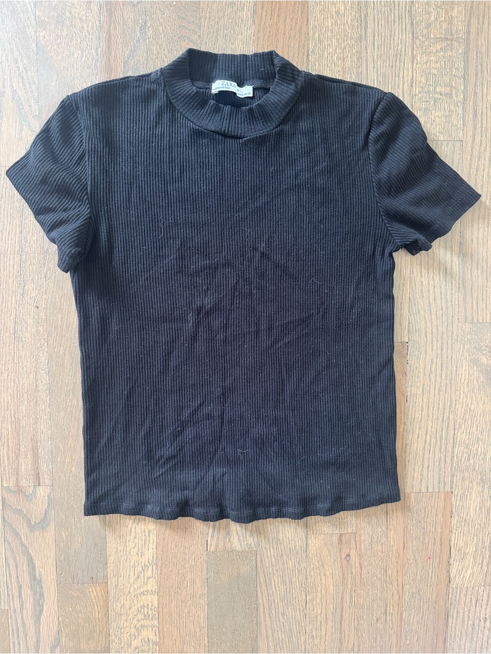 Zara Black Ribbed Short Sleeve Mock Neck Top